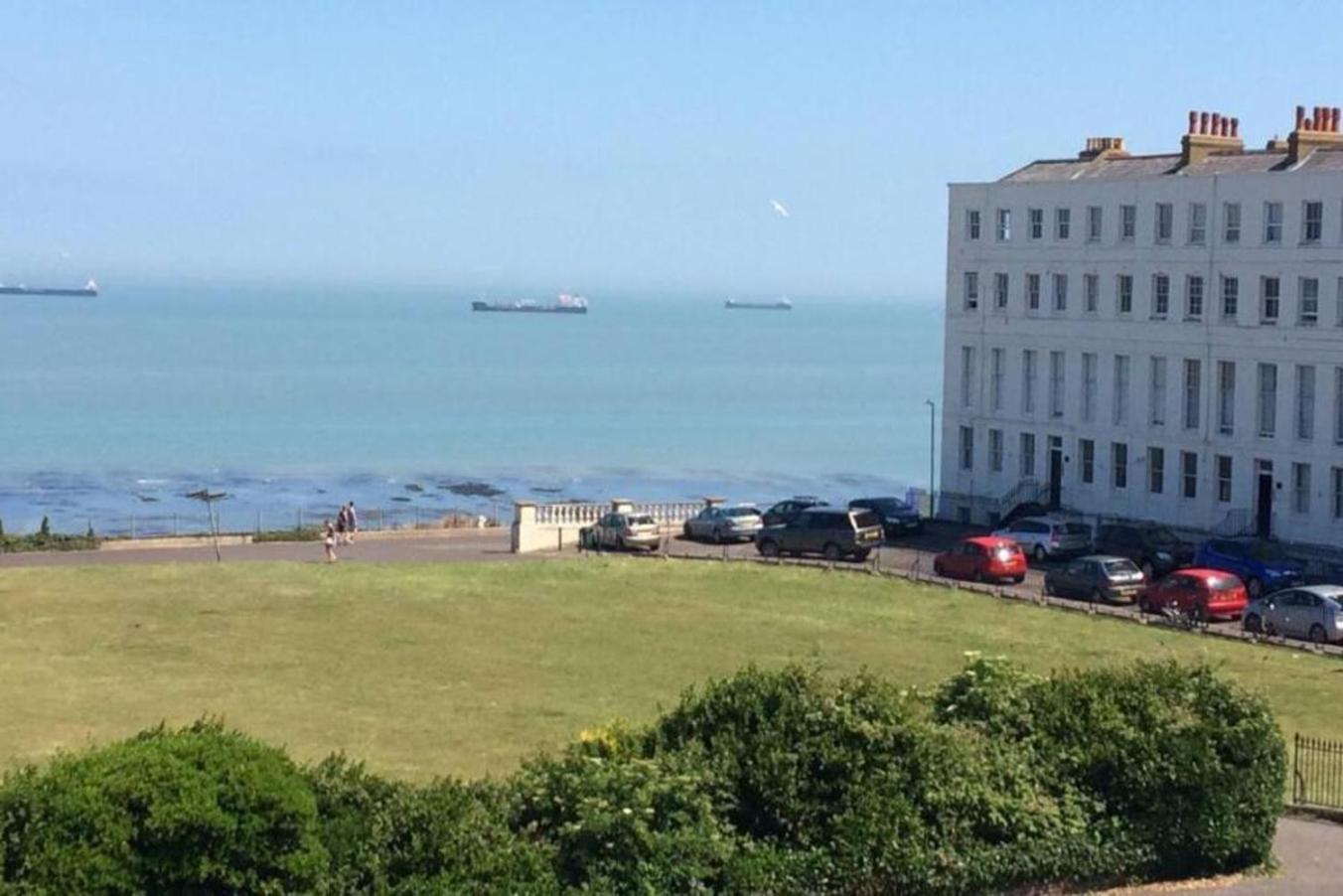Ferienwohnung Captain'S Quarters - Stunning Sea Views Margate Exterior foto