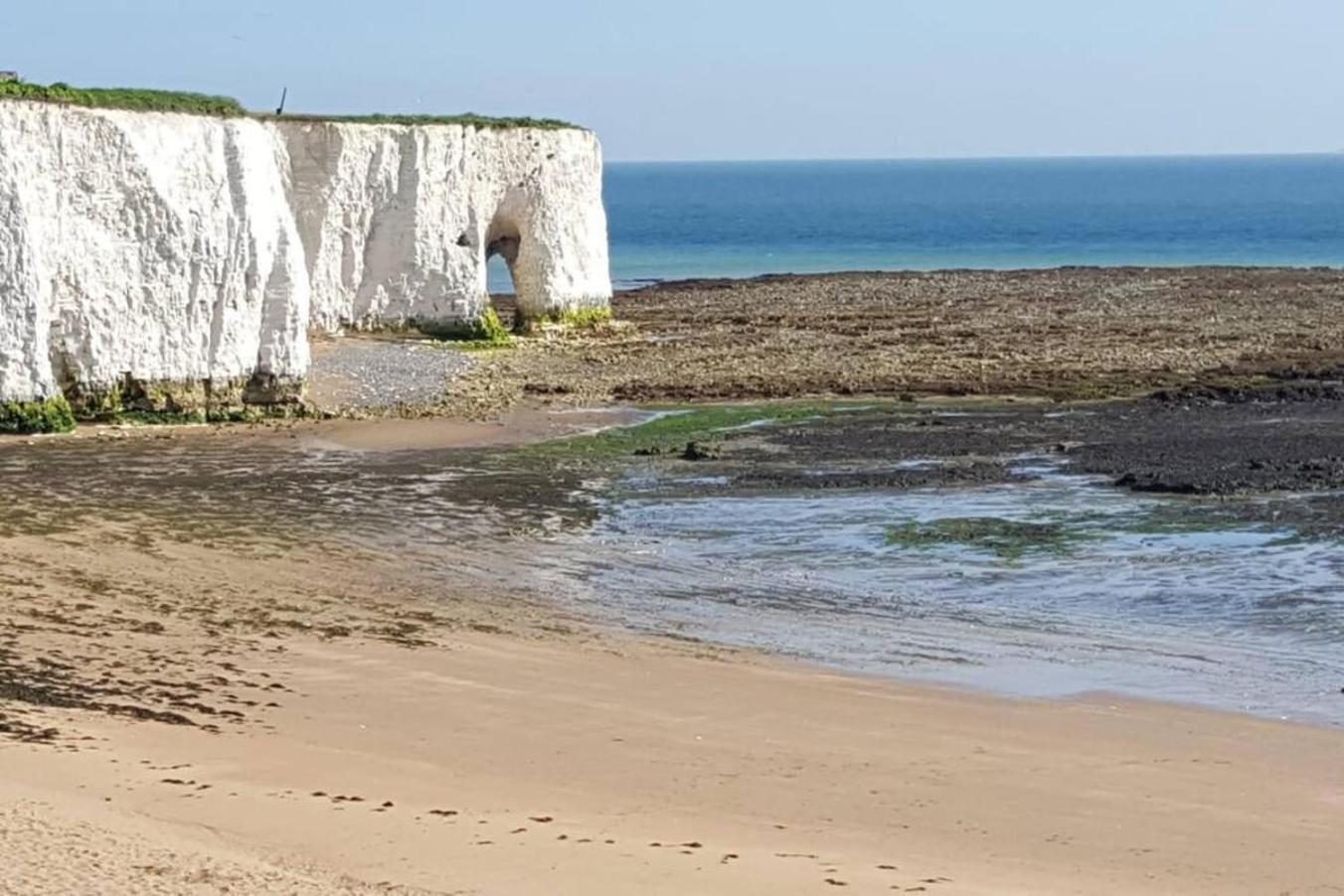 Ferienwohnung Captain'S Quarters - Stunning Sea Views Margate Exterior foto